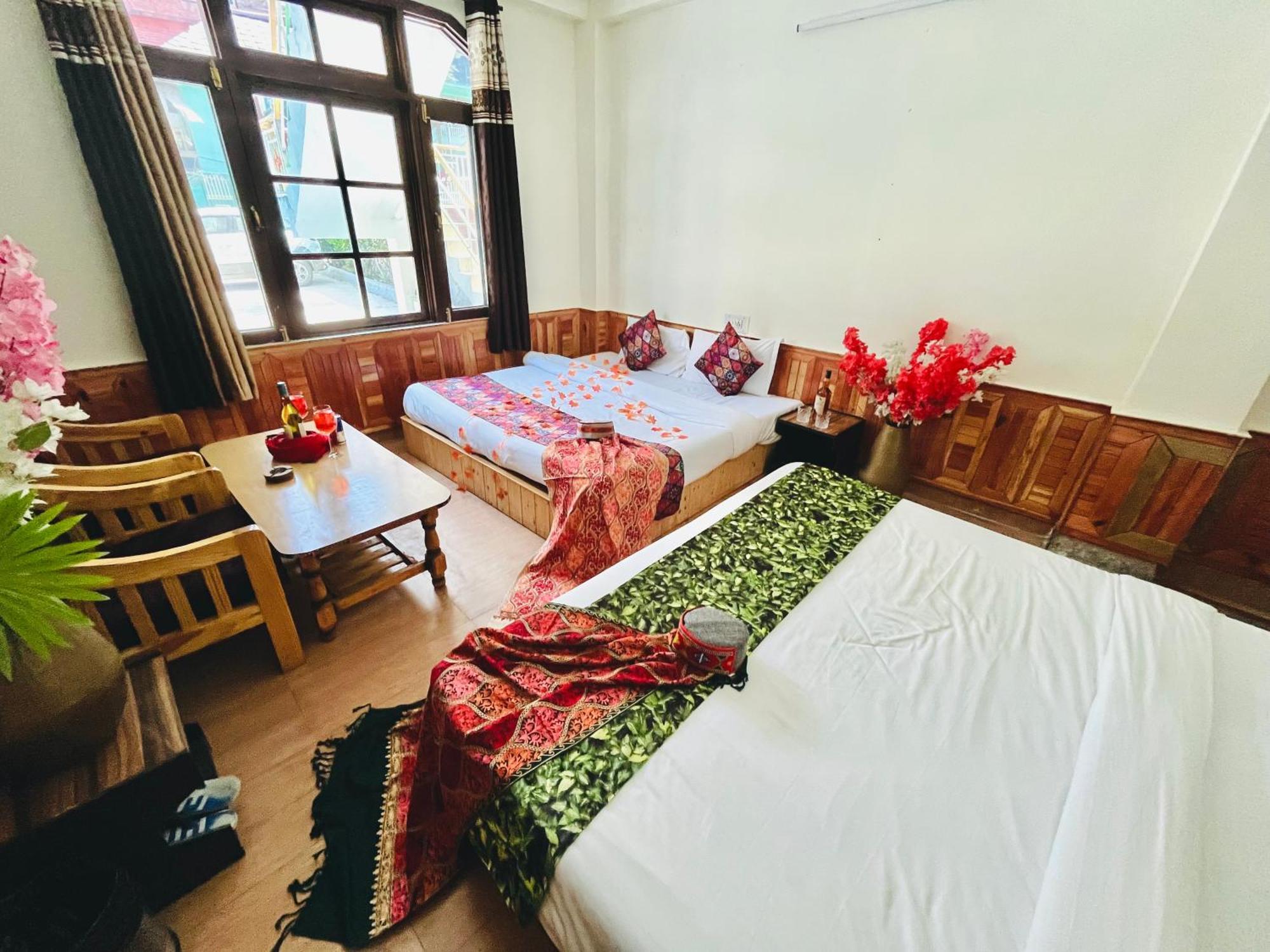 Hotel Pablo Escobar Kasol Exterior photo